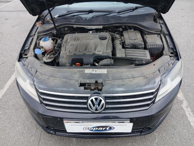 2011 VOLKSWAGEN PASSAT SE