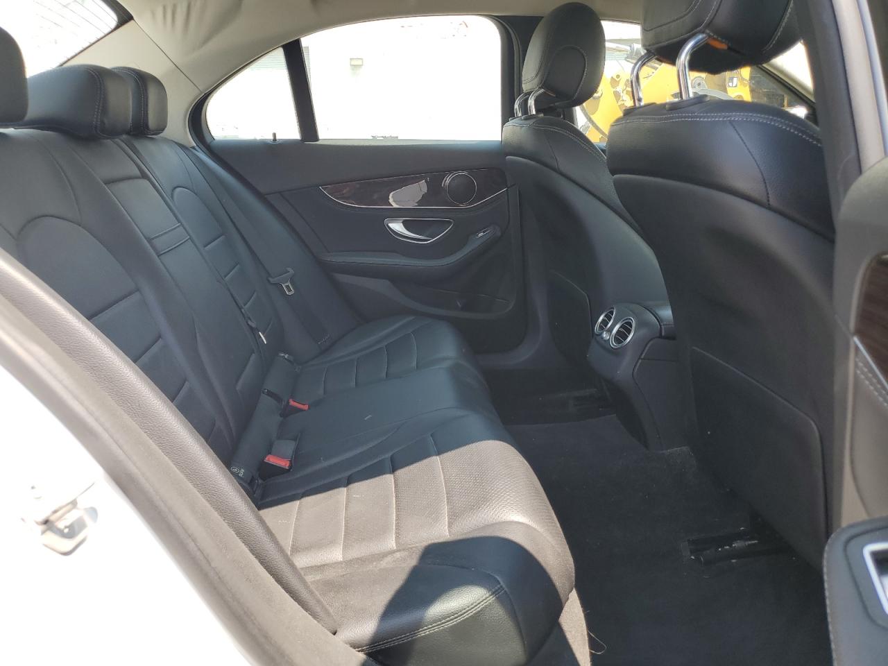 2015 Mercedes-Benz C 300 VIN: 55SWF4JB7FU059524 Lot: 64794955