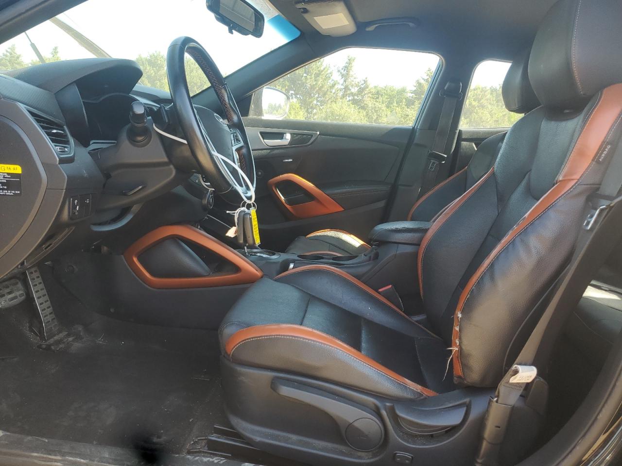 2016 Hyundai Veloster Turbo VIN: KMHTC6AE8GU266270 Lot: 62588855