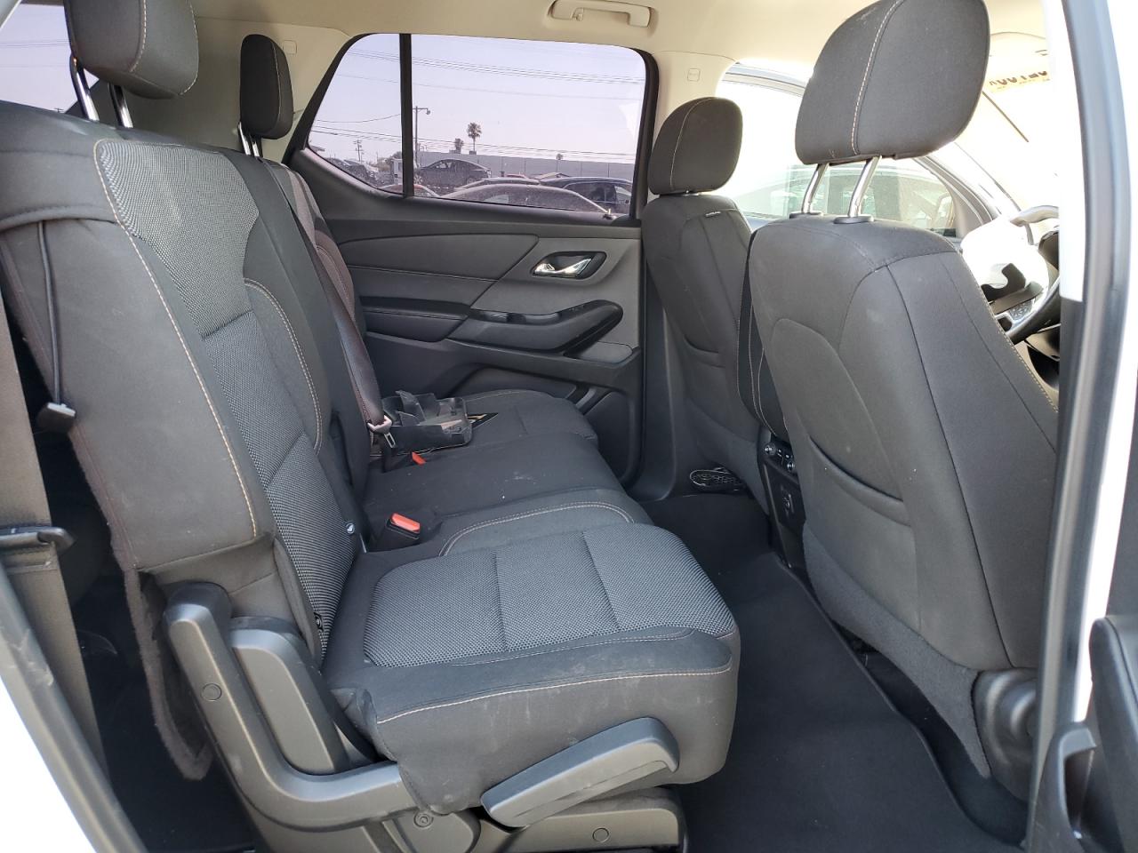 2018 Chevrolet Traverse Ls VIN: 1GNERFKW8JJ264134 Lot: 62762755