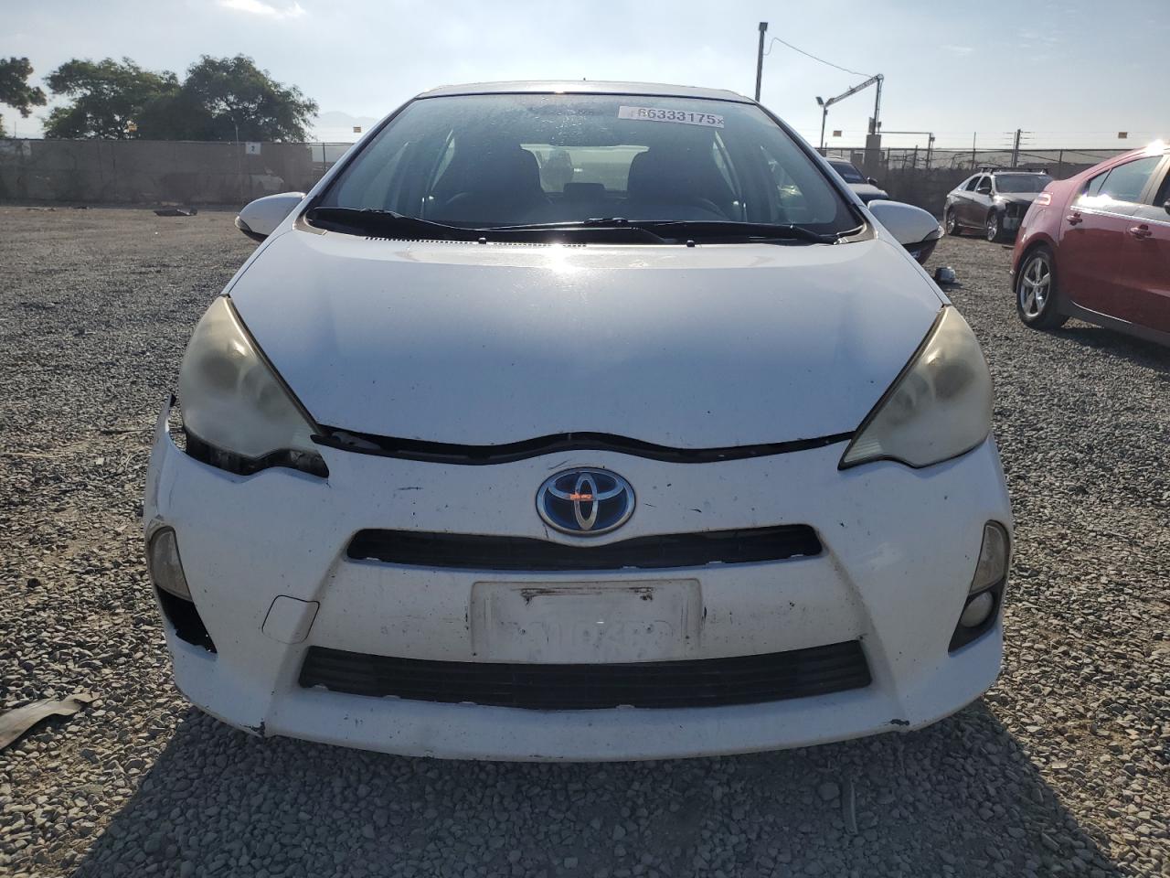 2013 Toyota Prius C VIN: JTDKDTB33D1032625 Lot: 66333175