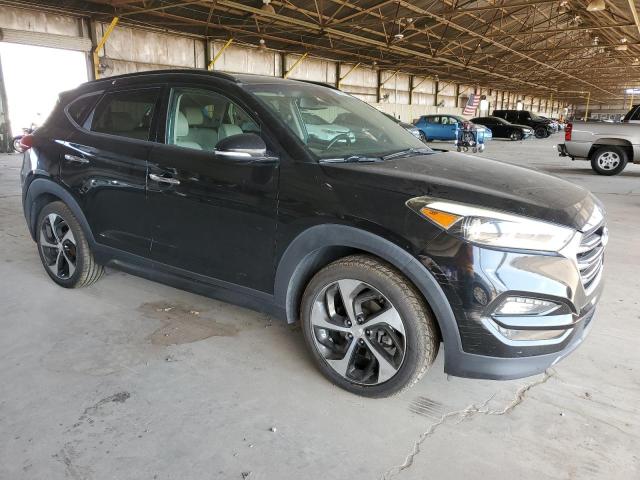  HYUNDAI TUCSON 2016 Czarny