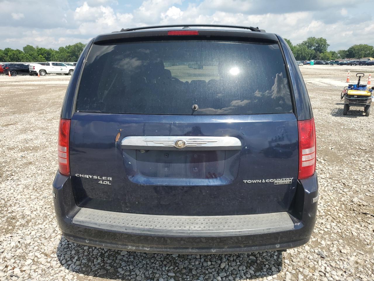 2010 Chrysler Town & Country Limited VIN: 2A4RR6DX6AR184739 Lot: 64716295
