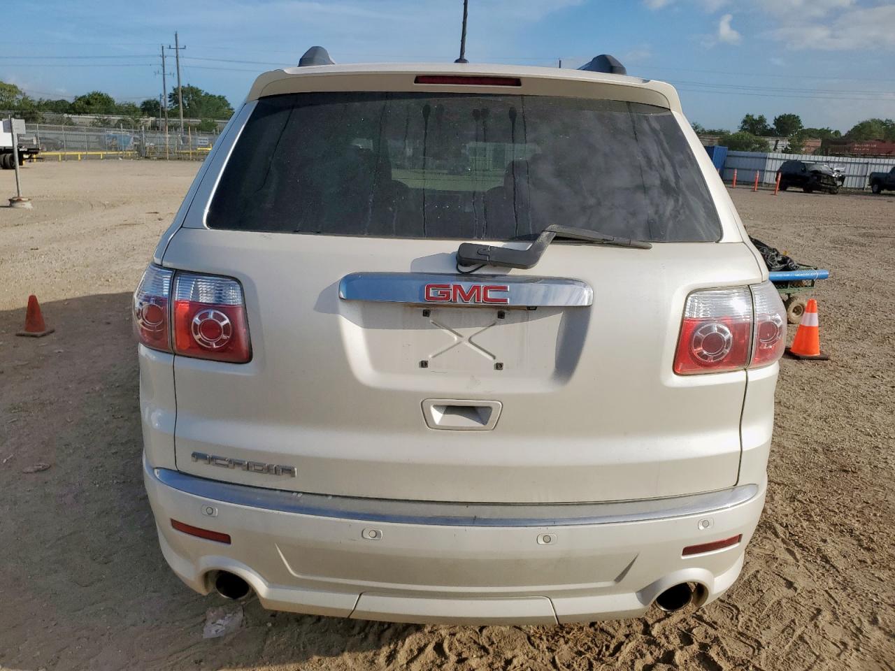 2011 GMC Acadia Denali VIN: 1GKKRTED6BJ298597 Lot: 65953555