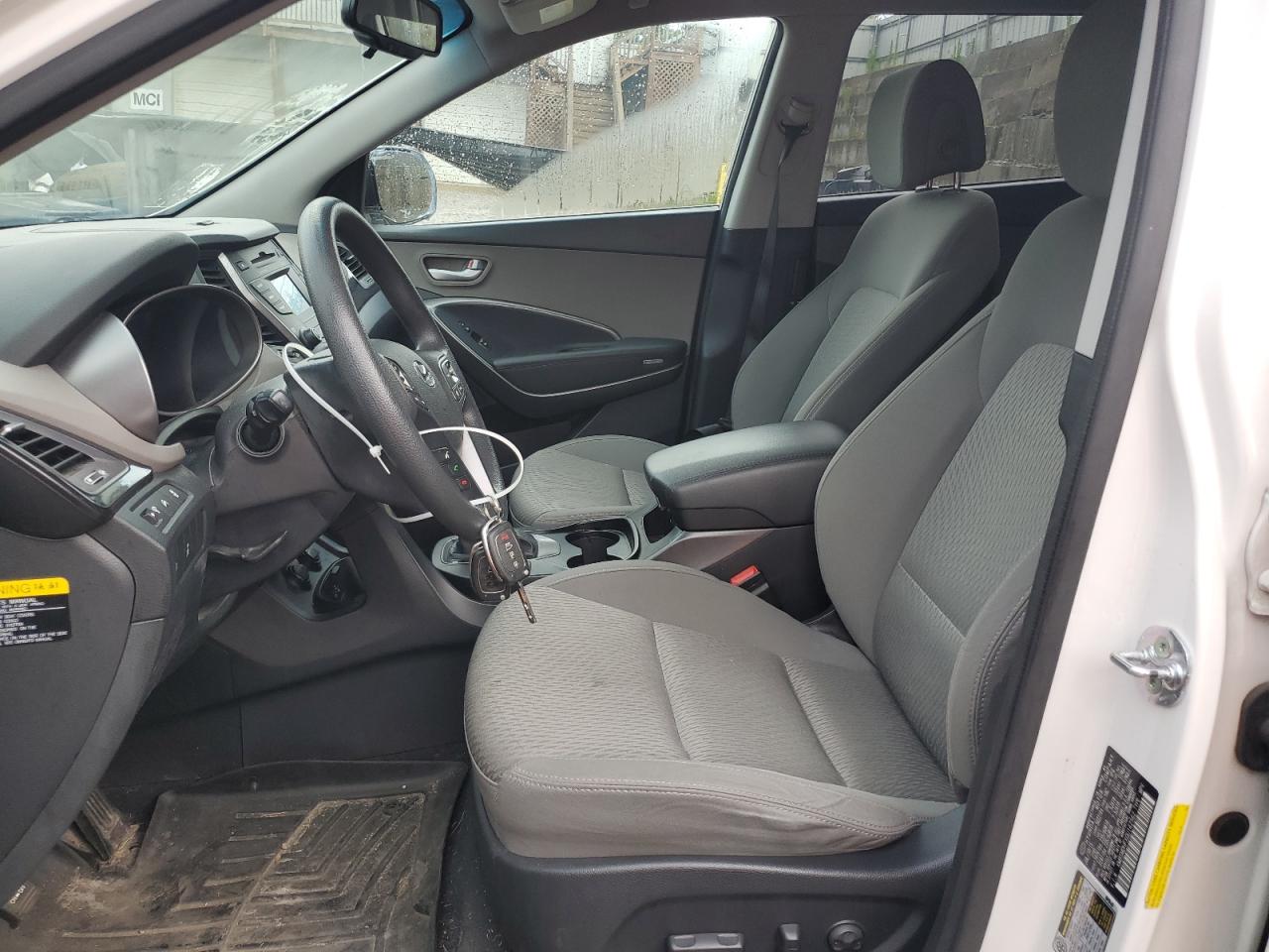 2016 Hyundai Santa Fe Se VIN: KM8SMDHFXGU142562 Lot: 64993255