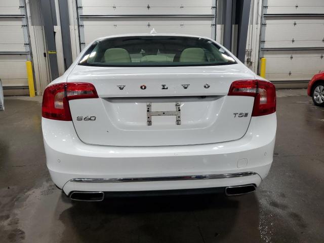  VOLVO S60 2016 White
