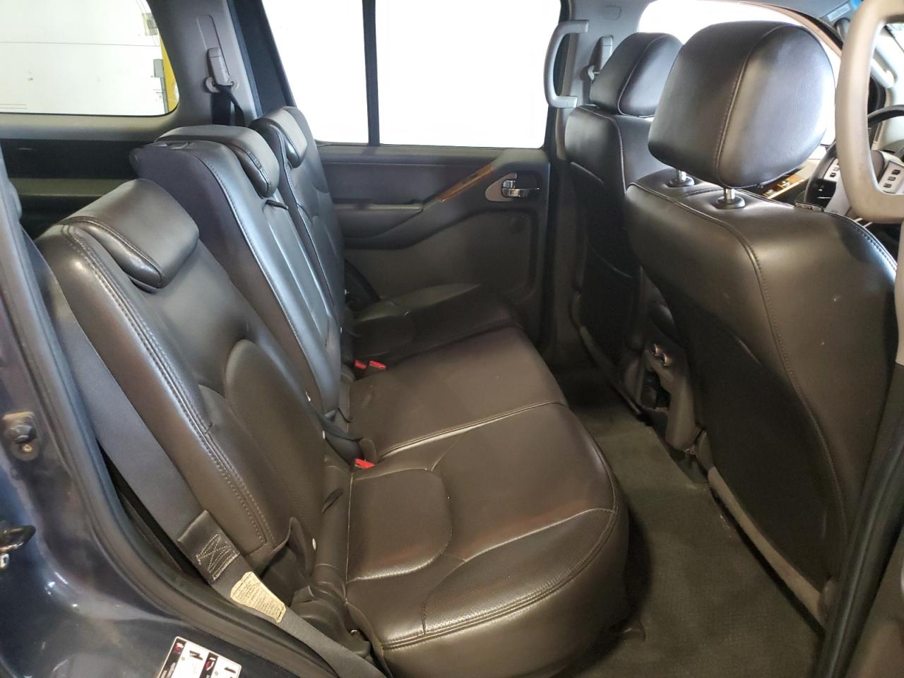 5n1ar18w66c667683 5N1AR18W66C667683 2006 Nissan Pathfinder Le