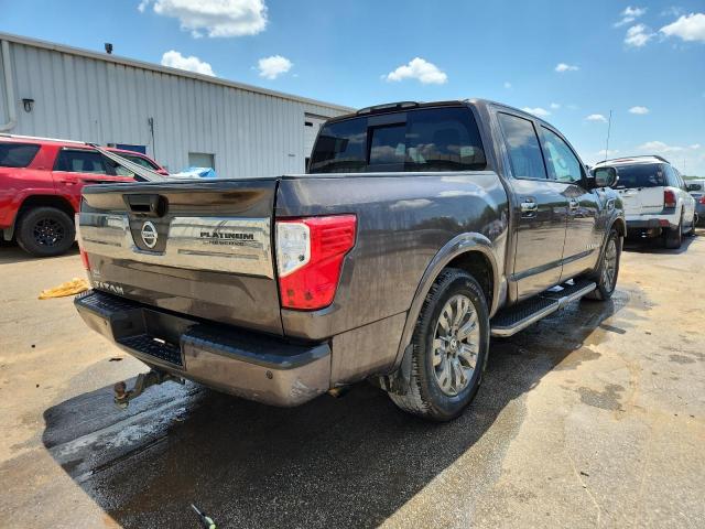  NISSAN TITAN 2017 Brązowy