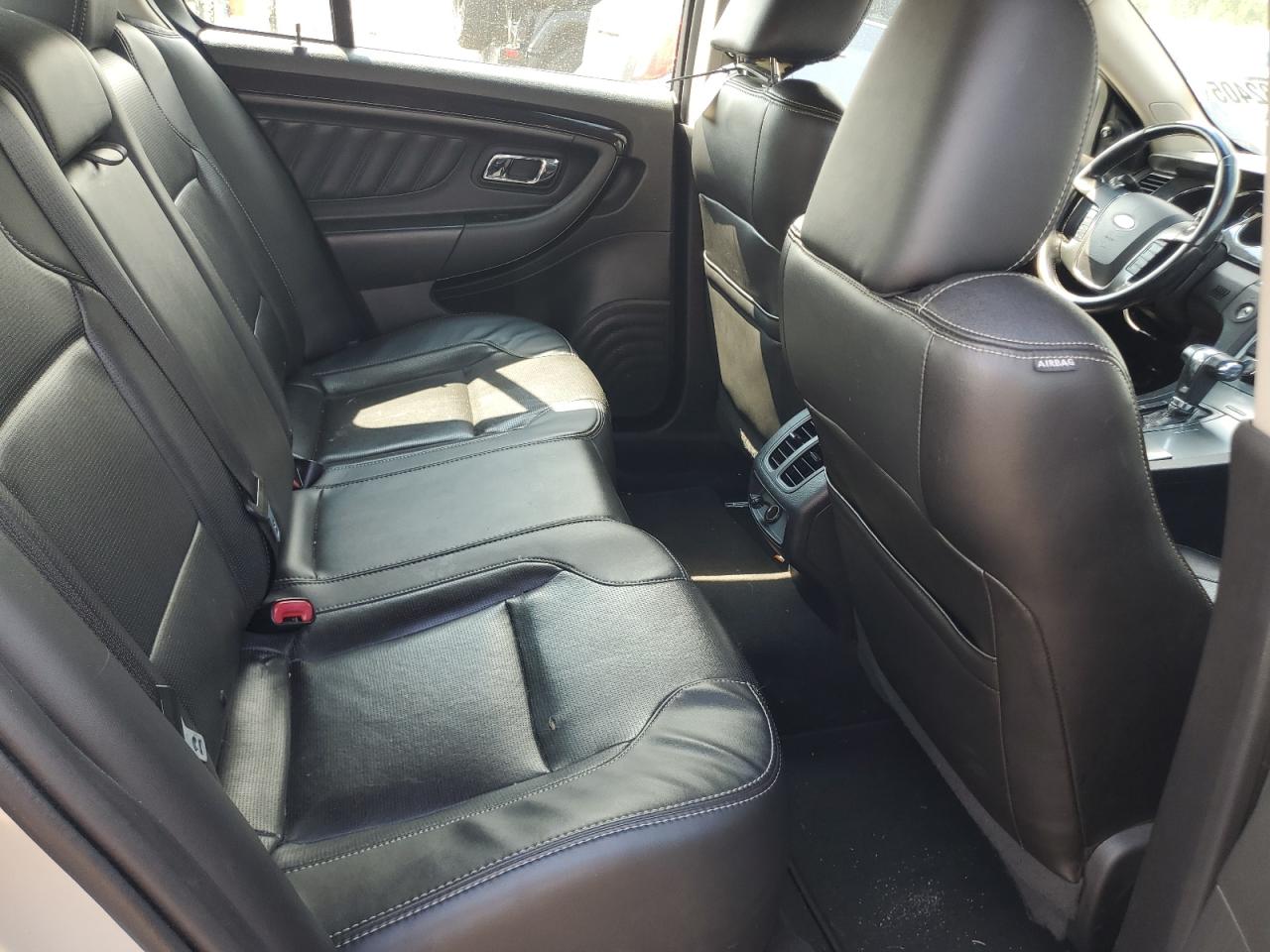 2010 Ford Taurus Limited VIN: 1FAHP2FW6AG141224 Lot: 65082405