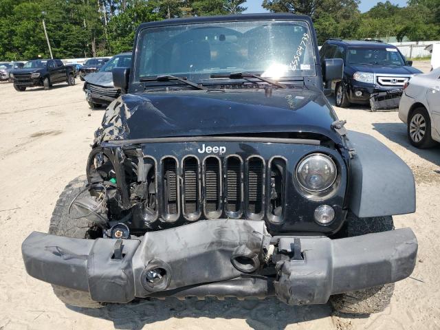 Parquets JEEP WRANGLER 2016 Czarny