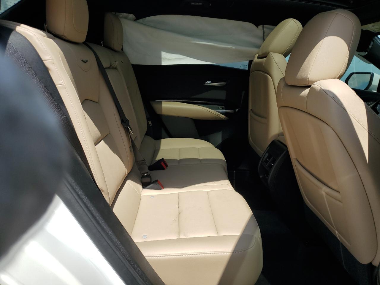 2024 Cadillac Xt4 Luxury VIN: 1GYAZAR47RF192043 Lot: 65078175