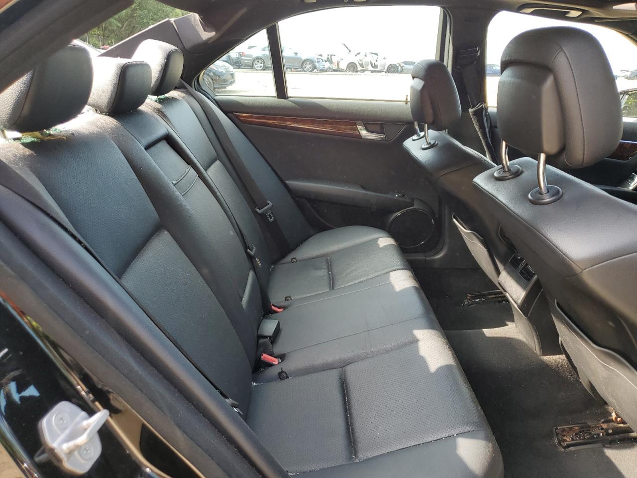 2011 Mercedes-Benz C 300 4Matic VIN: WDDGF8BB5BR175407 Lot: 64331415