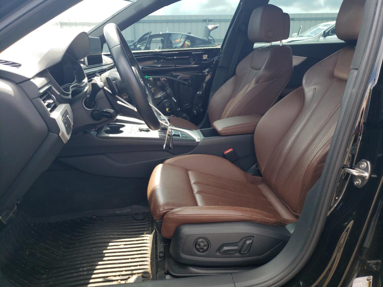 2018 Audi A4 Premium Plus VIN: WAUENAF46JA136553 Lot: 63595885