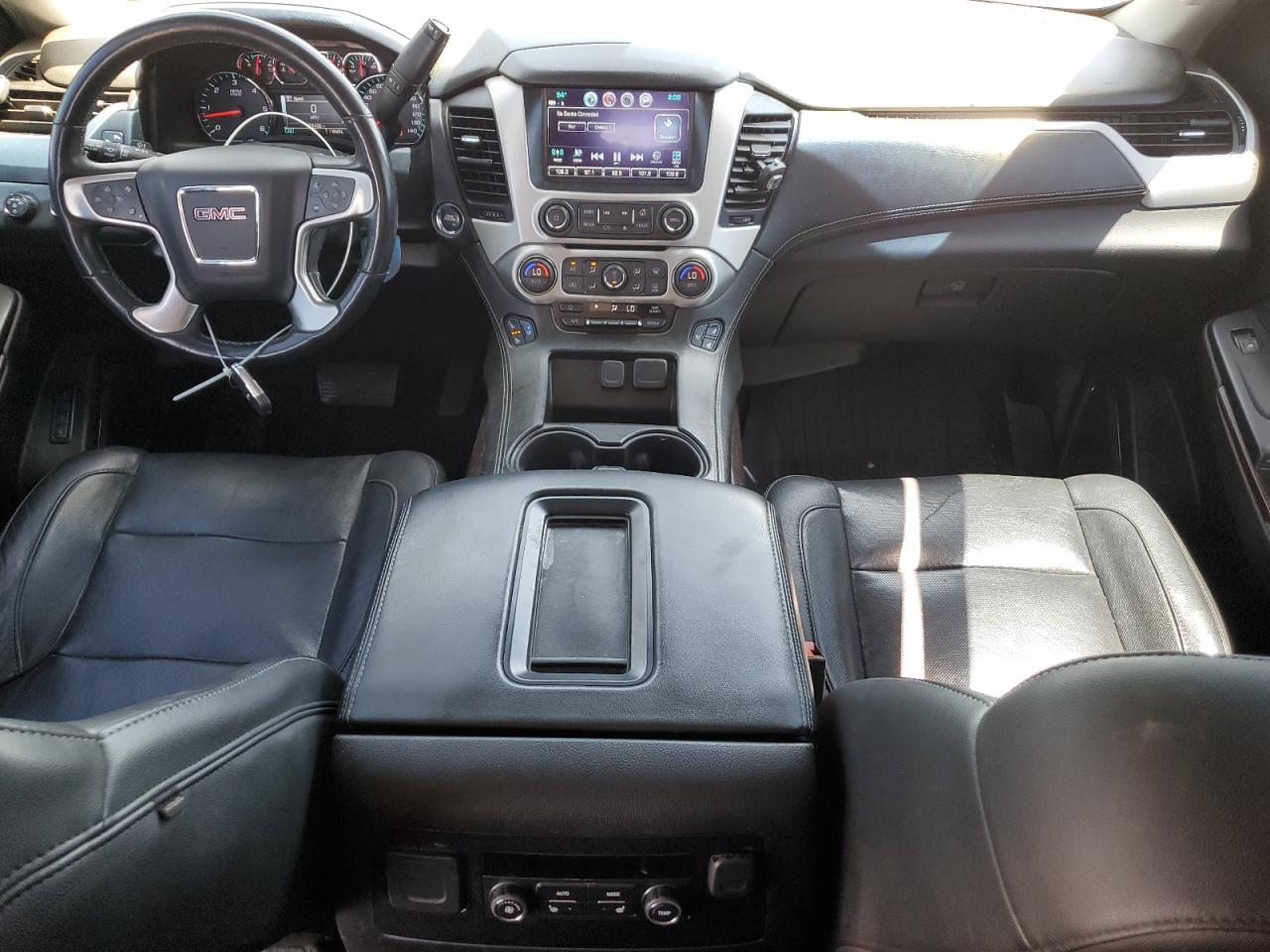 2019 GMC Yukon Xl K1500 Slt VIN: 1GKS2GKC1KR238381 Lot: 65922035
