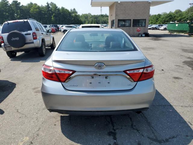  TOYOTA CAMRY 2015 Silver