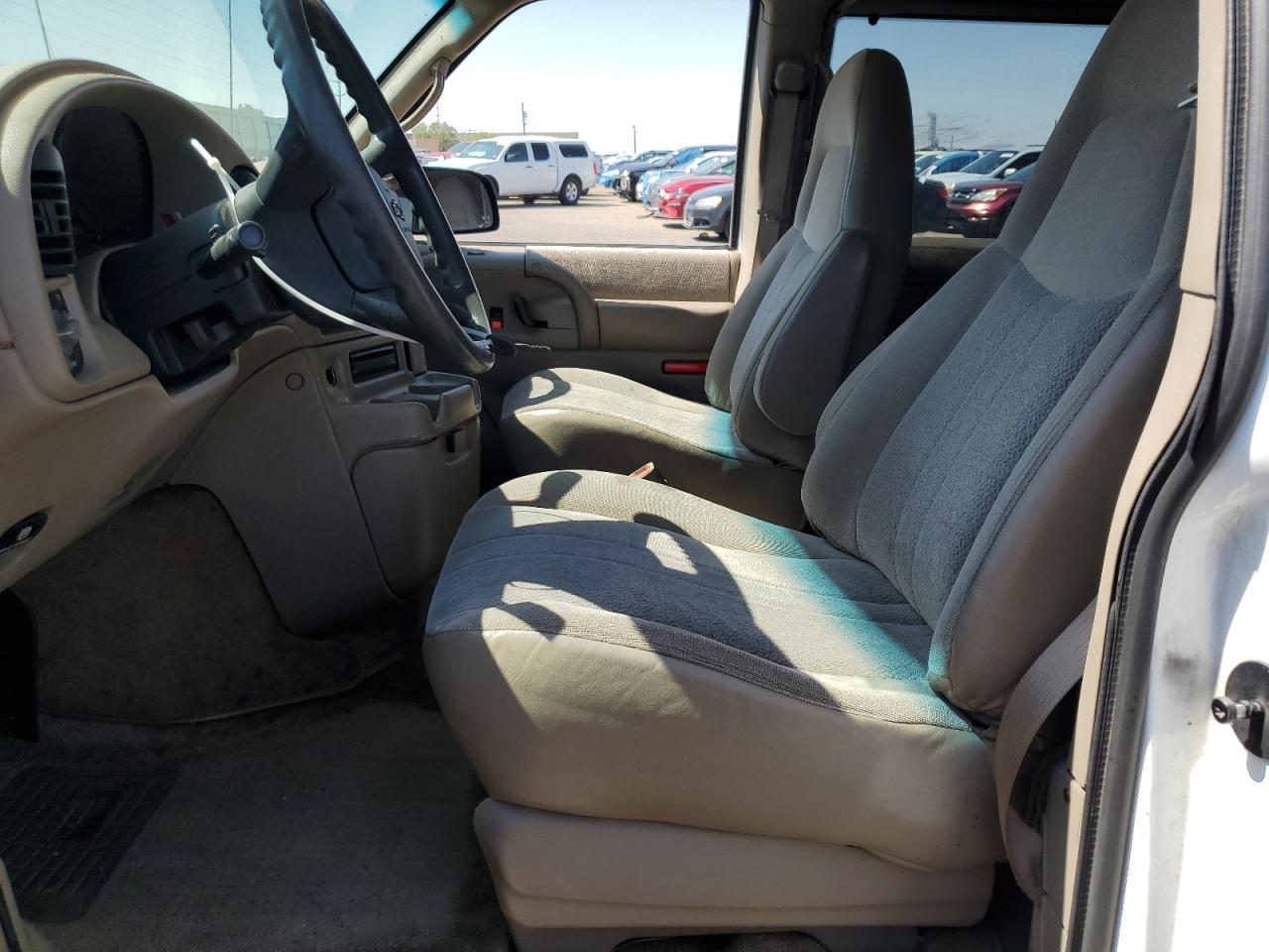 2003 Chevrolet Astro VIN: 1GNDM19XX3B138690 Lot: 65275155