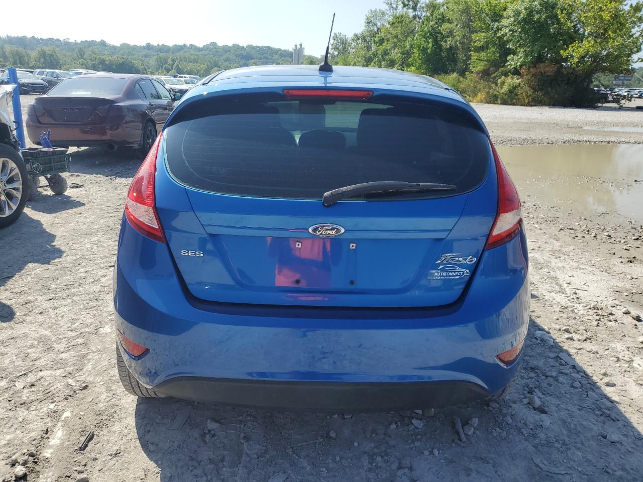 2011 Ford Fiesta Ses VIN: 3FADP4FJ8BM213028 Lot: 64733725