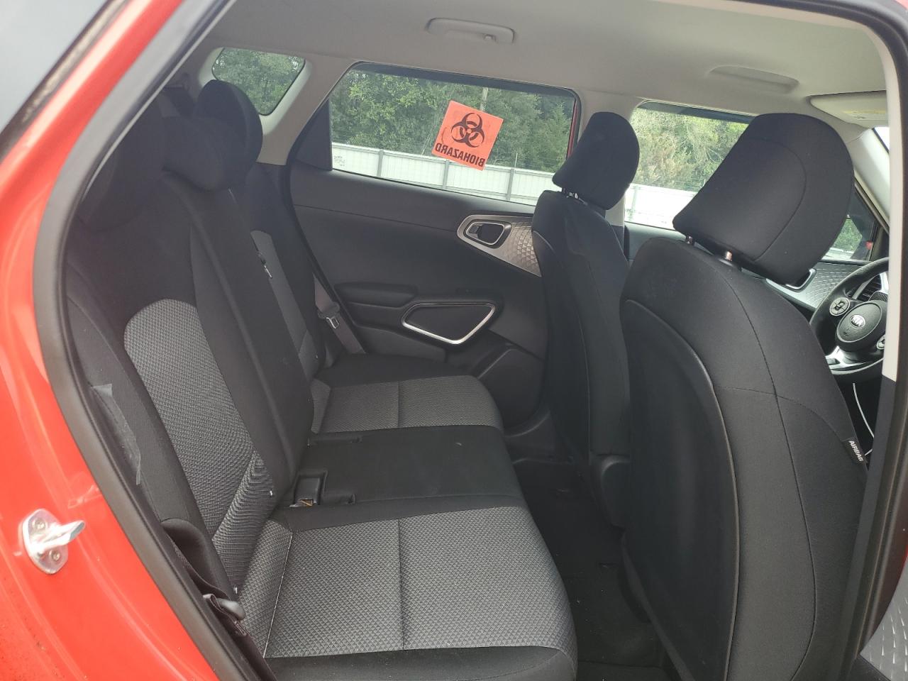 2020 Kia Soul Lx VIN: KNDJ23AU6L7057588 Lot: 63996285