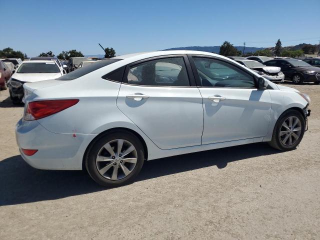  HYUNDAI ACCENT 2012 Белы