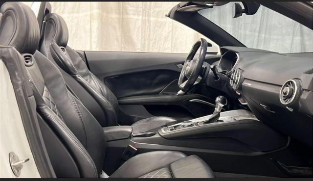 Cabriolets AUDI TT 2016 White