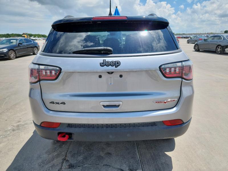 JEEP COMPASS 2020 Srebrny