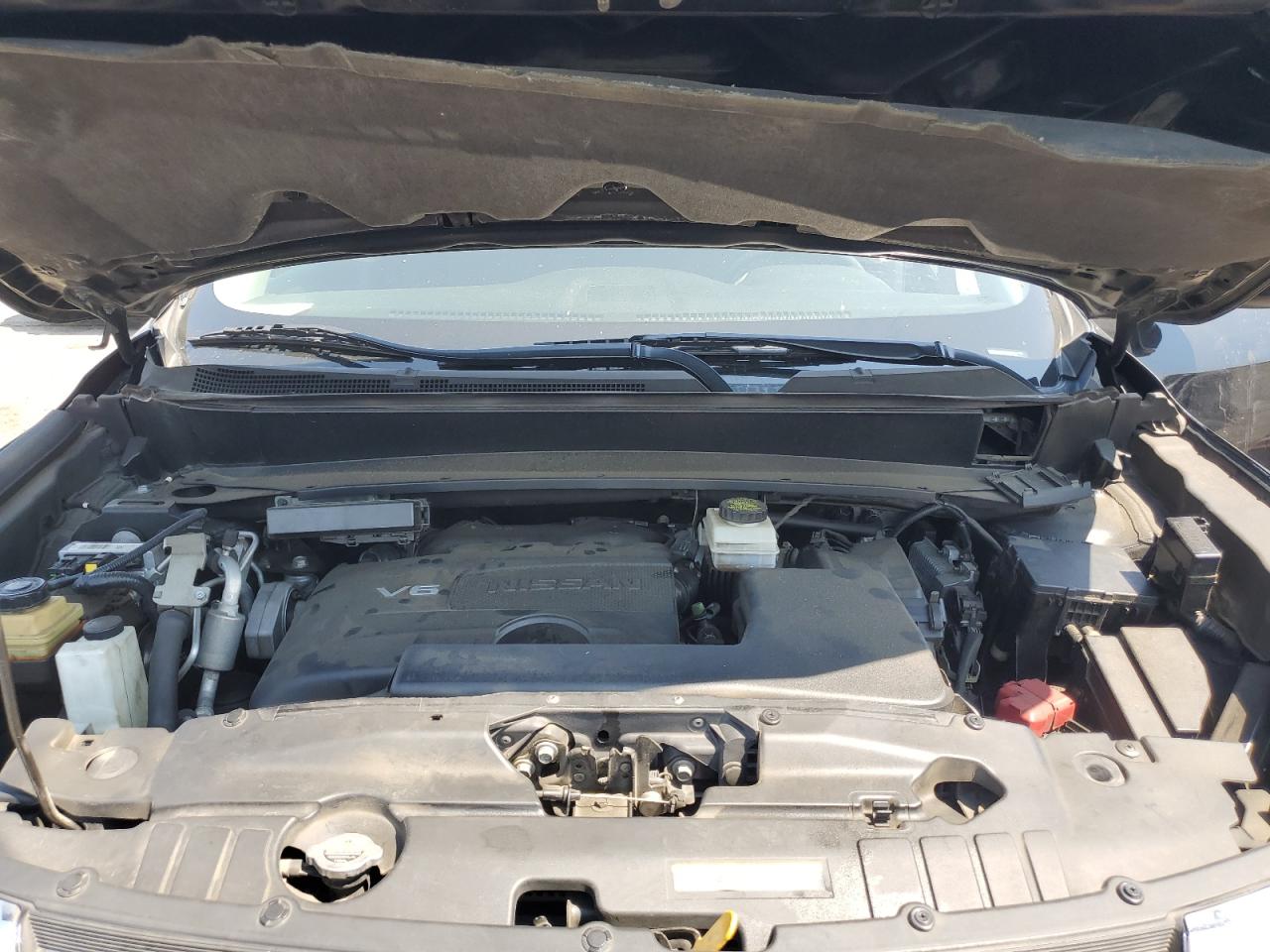 2018 Nissan Pathfinder S VIN: 5N1DR2MN2JC627223 Lot: 65160305