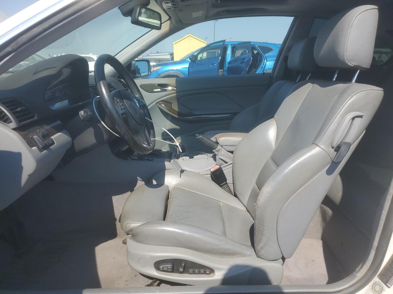 2004 BMW 325 Ci VIN: WBABD33434PL04303 Lot: 64465255