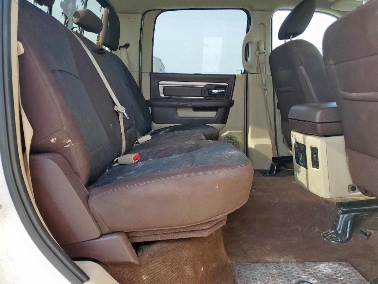 2016 Ram 1500 Slt VIN: 1C6RR6LT3GS190100 Lot: 65201195