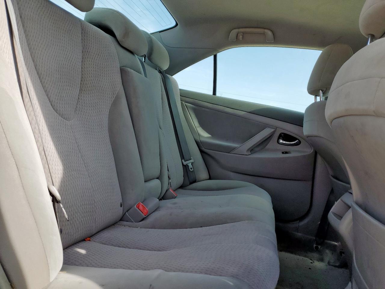 2011 Toyota Camry Base VIN: 4T1BF3EKXBU169551 Lot: 65244785