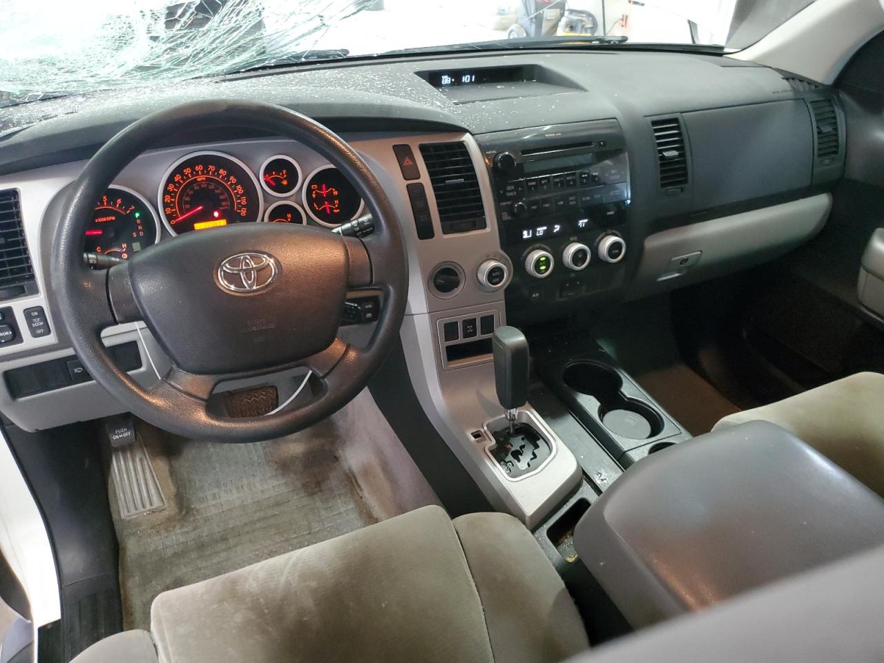 2008 Toyota Sequoia Sr5 VIN: 5TDBT64A98S000190 Lot: 64583705