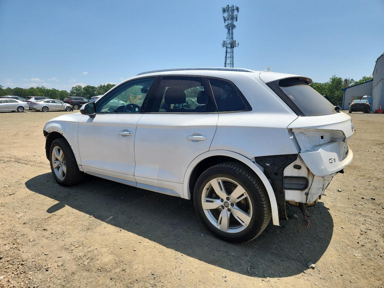 wa1anafy3j2105611 WA1ANAFY3J2105611 2018 Audi Q5 Premium