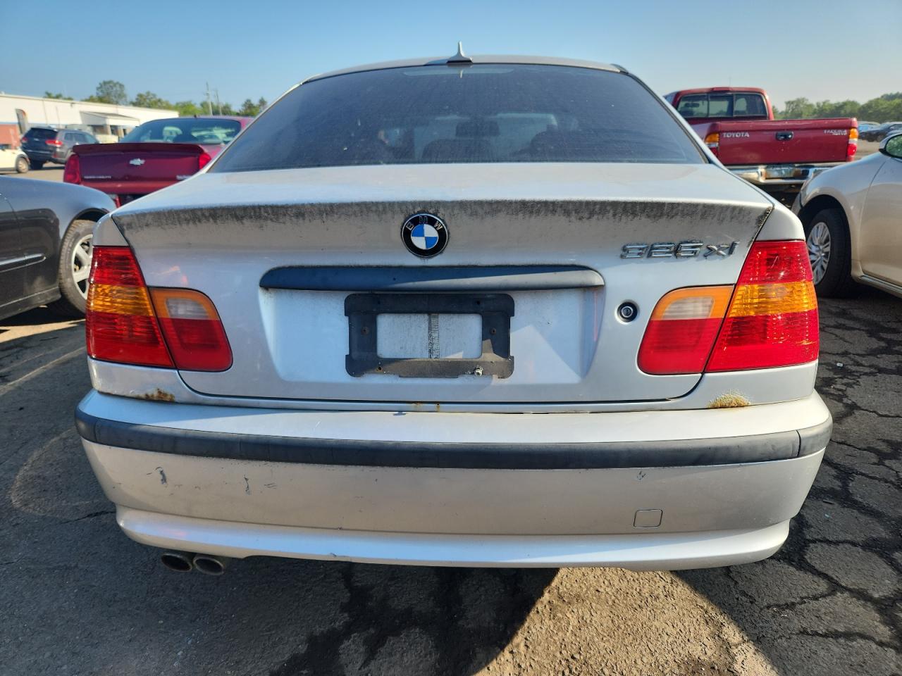 2004 BMW 325 Xi VIN: WBAEU33494PR12128 Lot: 65075705