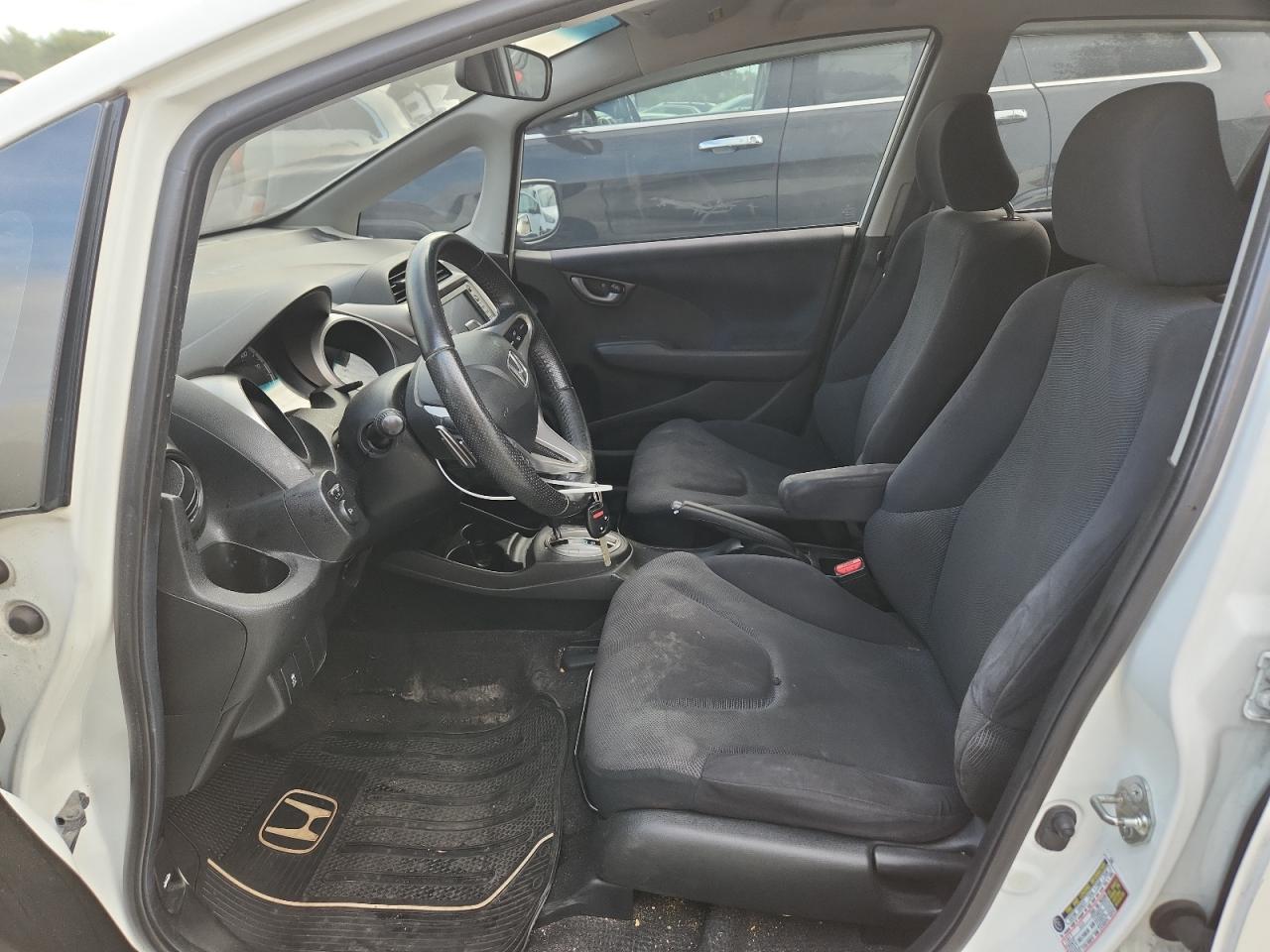 2009 Honda Fit Sport VIN: JHMGE88619S040112 Lot: 65175865