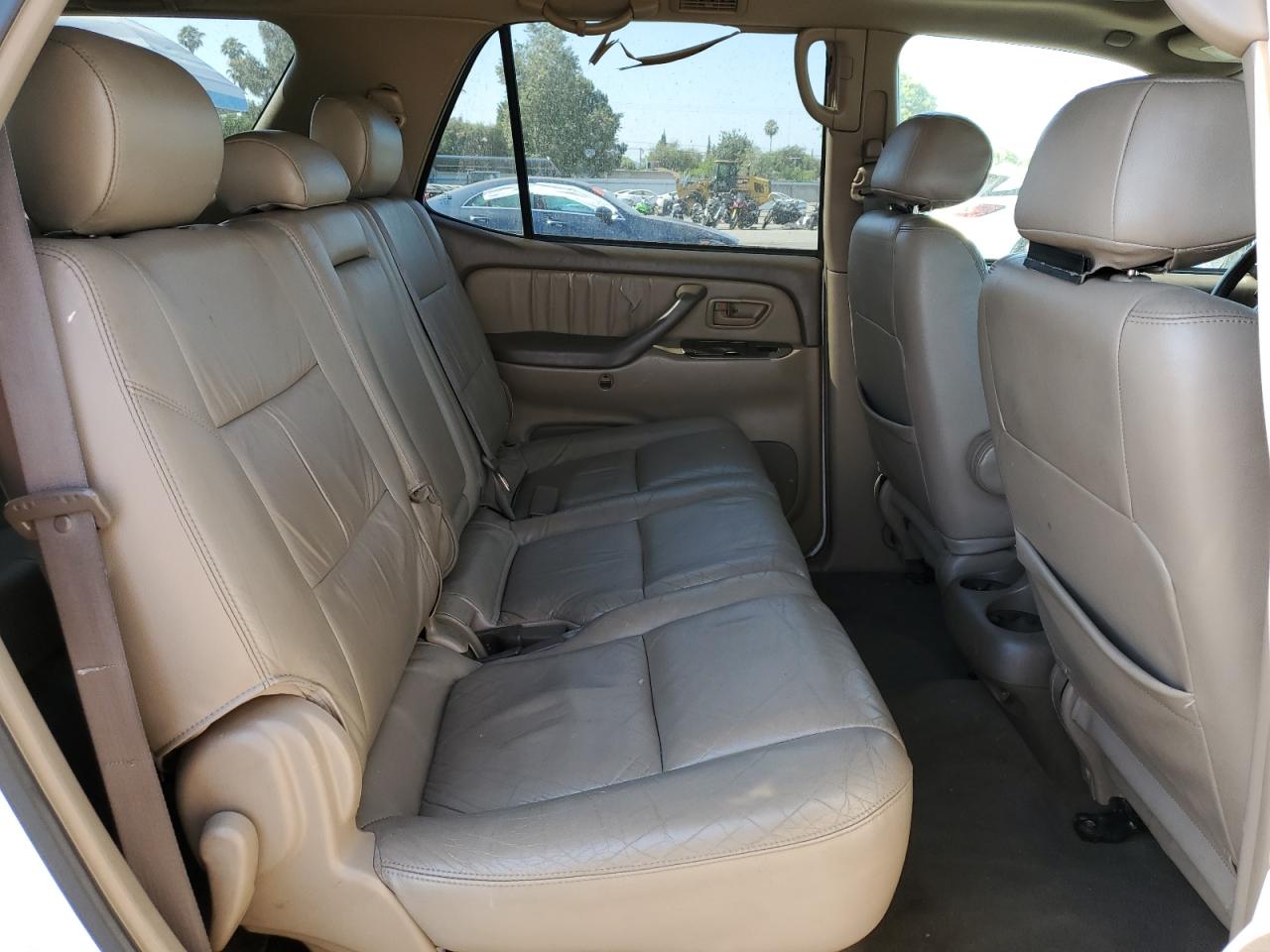 2003 Toyota Sequoia Limited VIN: 5TDZT38A73S157233 Lot: 65291215