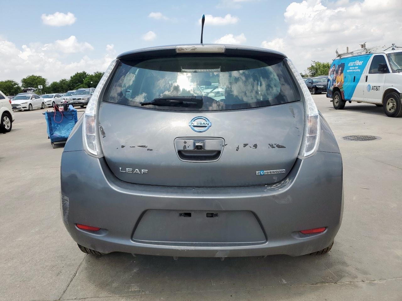 2015 Nissan Leaf S VIN: 1N4AZ0CP5FC307325 Lot: 65043855