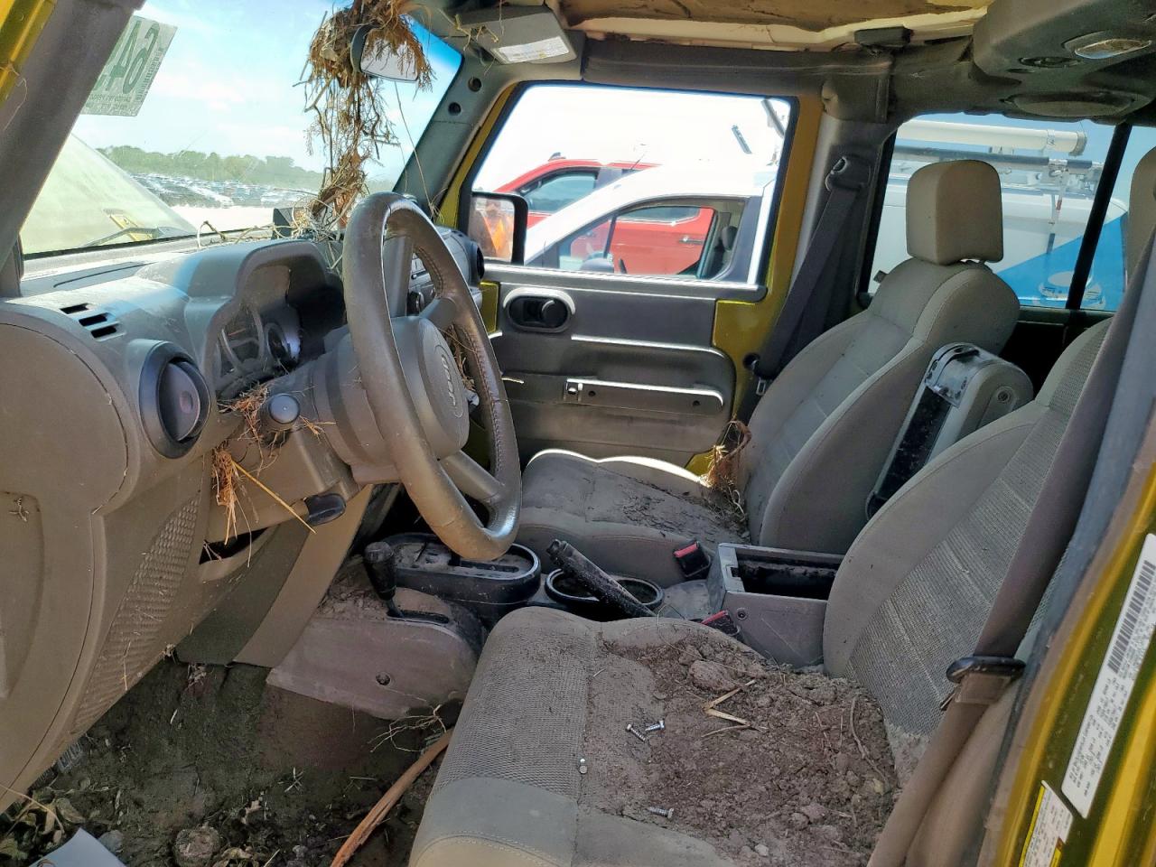2007 Jeep Wrangler Sahara VIN: 1J4GA59137L137750 Lot: 64988295