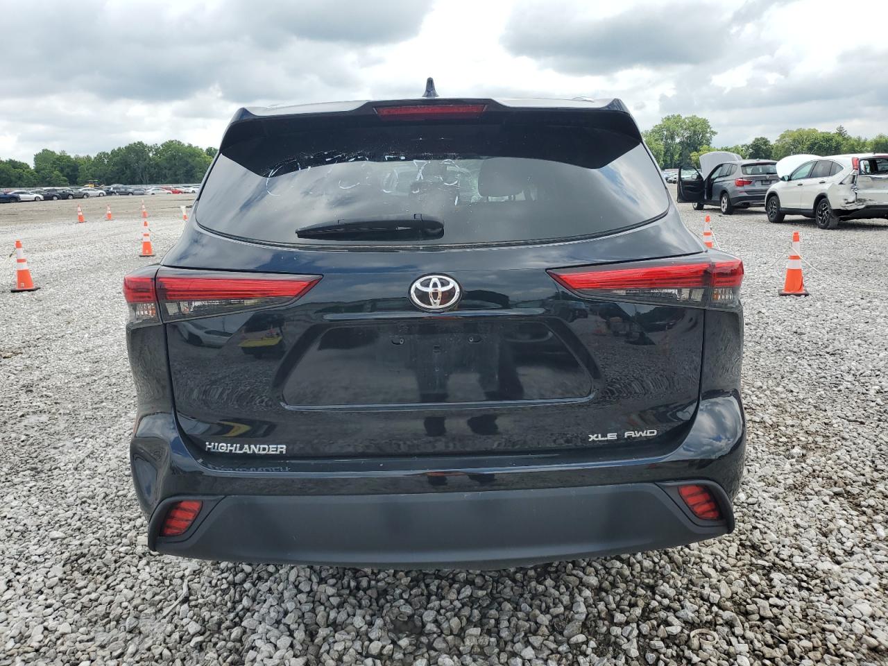 2021 Toyota Highlander Xle VIN: 5TDGZRBHXMS073889 Lot: 62891955