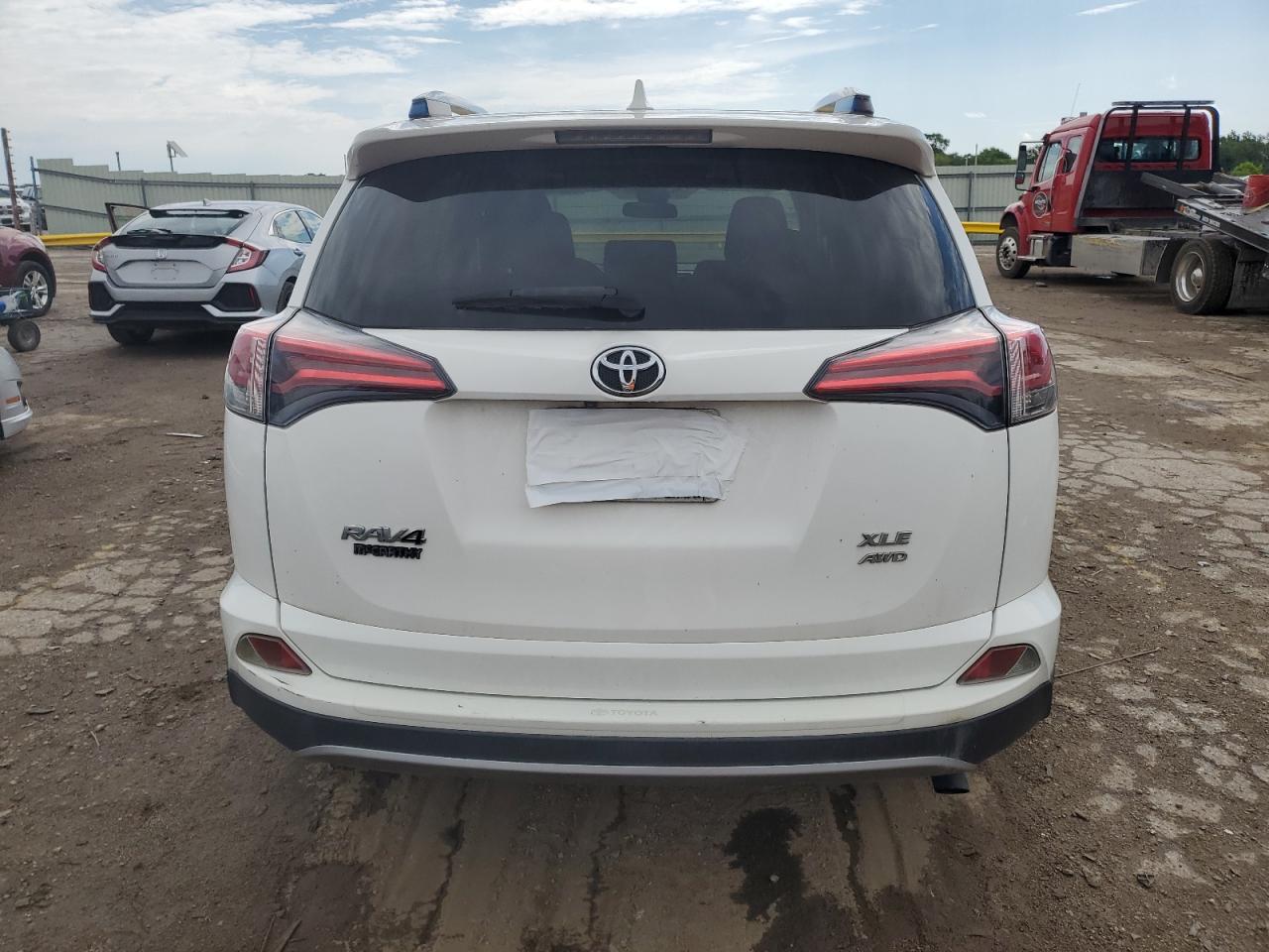 2017 Toyota Rav4 Xle VIN: JTMRFREV0HJ144362 Lot: 65919615