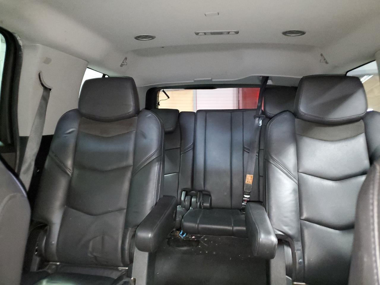 2018 Cadillac Escalade Luxury VIN: 1GYS4BKJ0JR158022 Lot: 63181085
