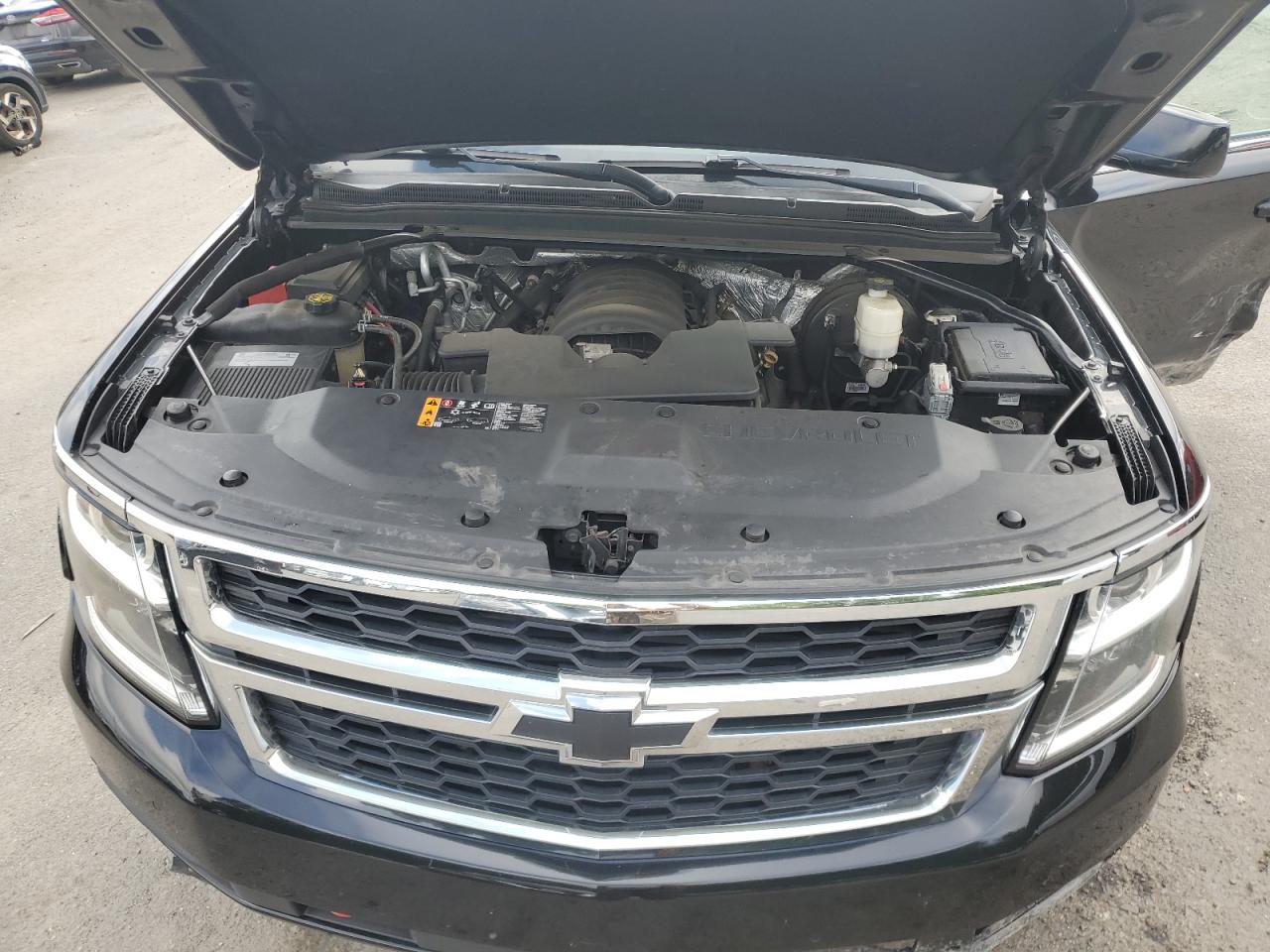 2017 Chevrolet Suburban K1500 Lt VIN: 1GNSKHKC5HR360856 Lot: 63503435