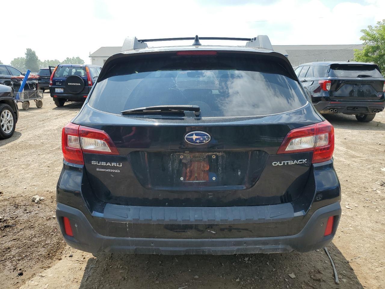 2018 Subaru Outback 2.5I Limited VIN: 4S4BSANC0J3371487 Lot: 63669315