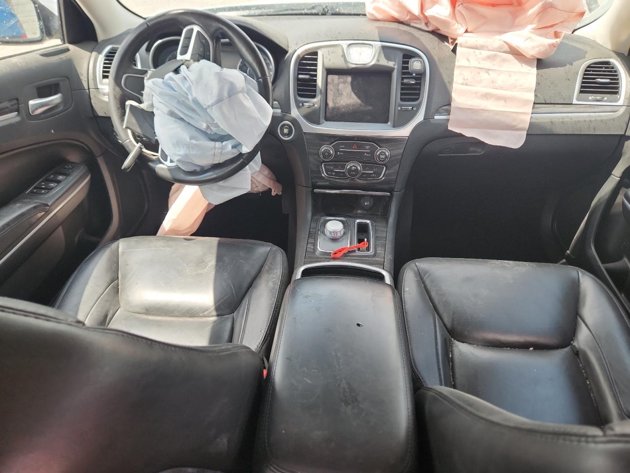 2022 Chrysler 300 Touring L VIN: 2C3CCADG6NH131183 Lot: 65978905