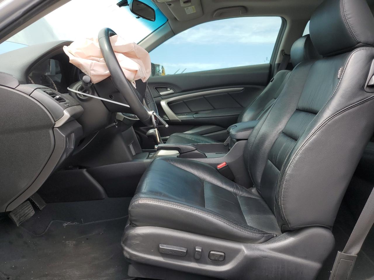 2012 Honda Accord Exl VIN: 1HGCS1B88CA002689 Lot: 64924375