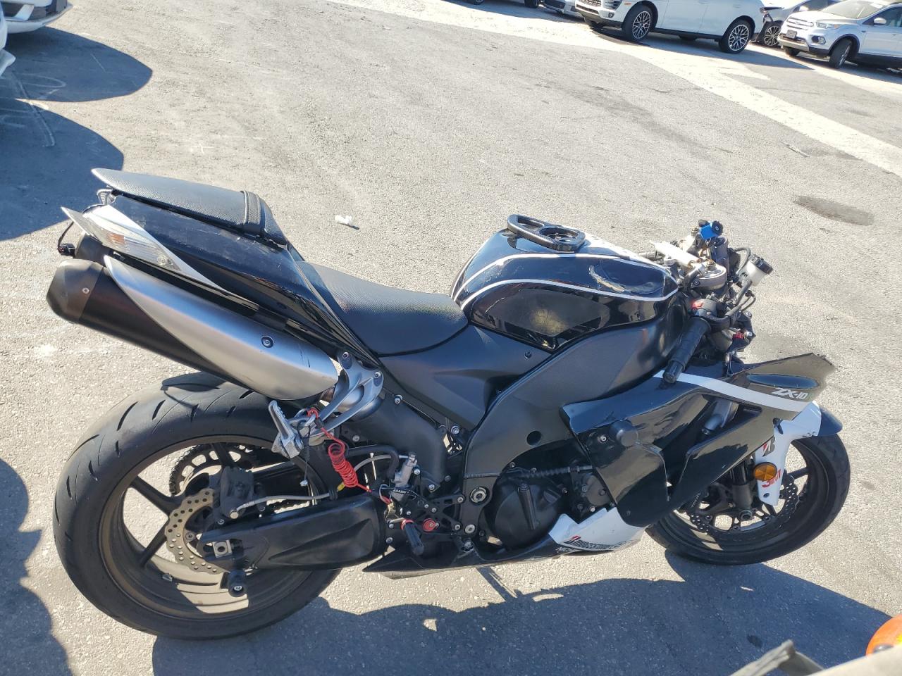 jkazxcd136a009618 JKAZXCD136A009618 2006 Kawasaki Zx1000 D6F