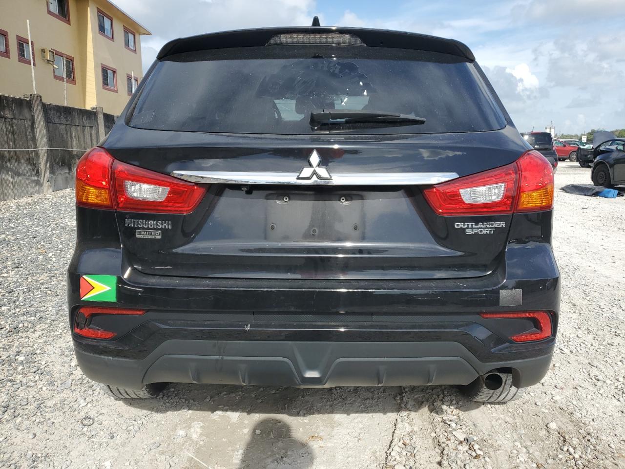 2018 Mitsubishi Outlander Sport Es VIN: JA4AP3AU3JU006818 Lot: 64222495