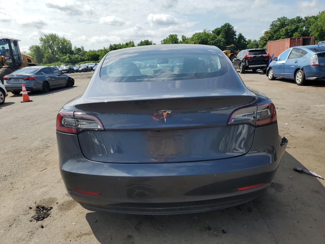2018 Tesla Model 3 VIN: 5YJ3E1EA3JF163041 Lot: 63430585