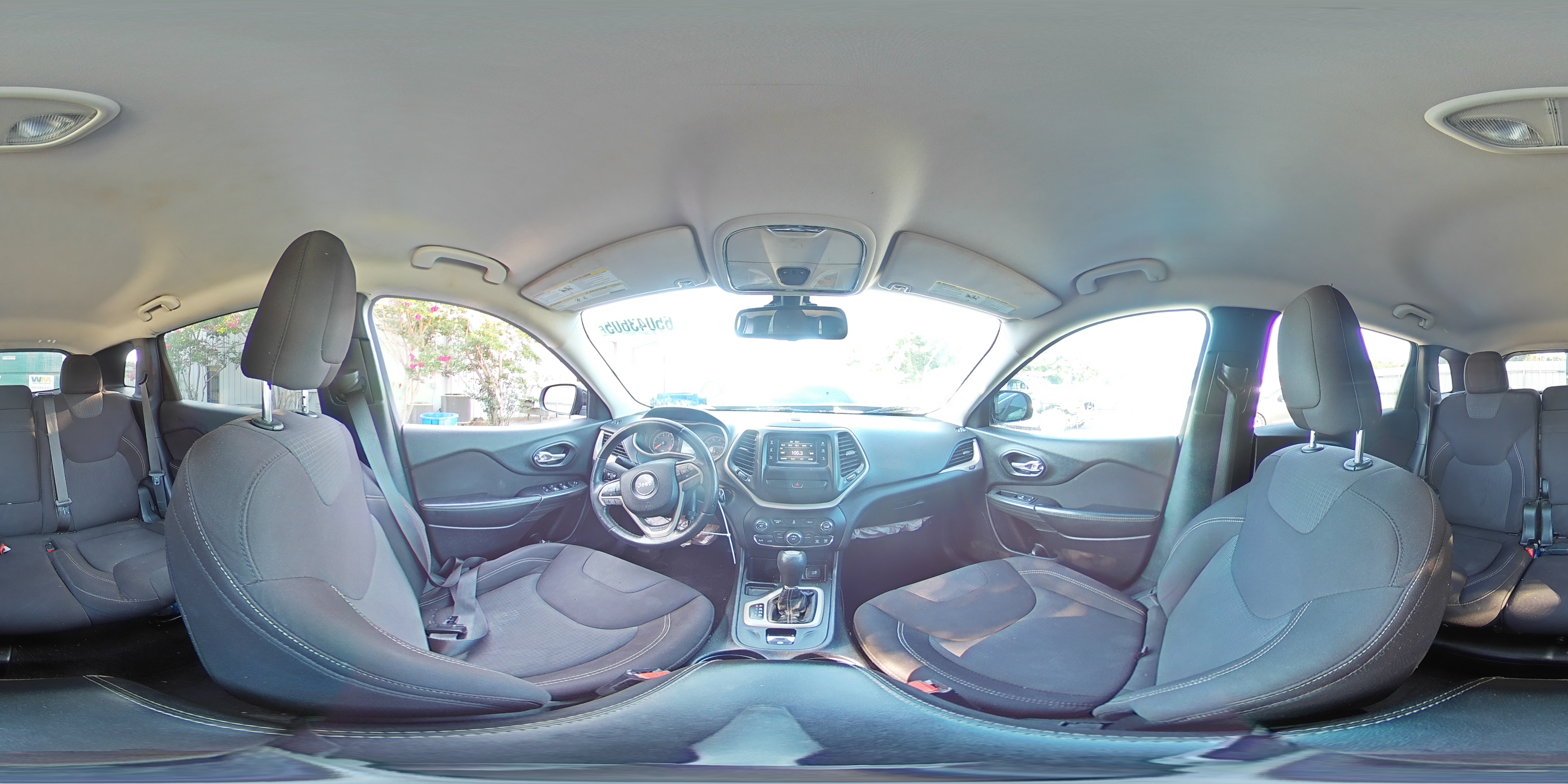 2015 Jeep Cherokee Latitude VIN: 1C4PJLCB5FW689615 Lot: 65043605