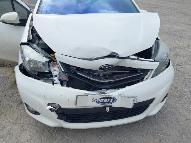 2012 TOYOTA YARIS SR V