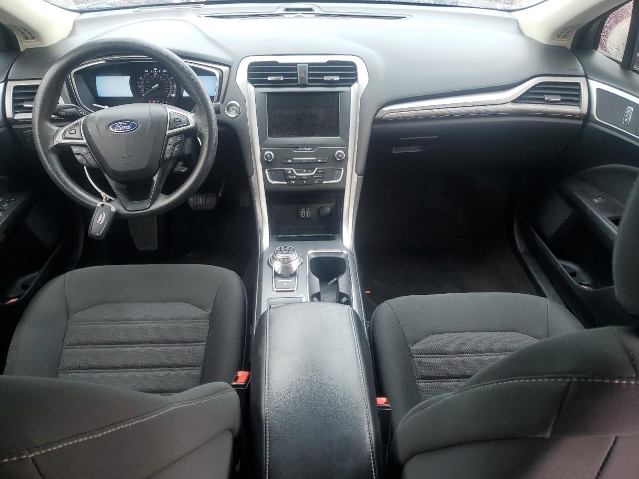 2020 Ford Fusion Se VIN: 3FA6P0HD4LR218496 Lot: 63786035