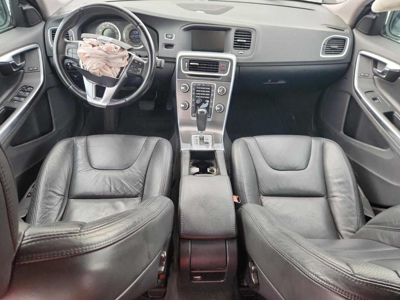 2011 Volvo S60 T6 VIN: YV1902FH6B2011151 Lot: 62949205